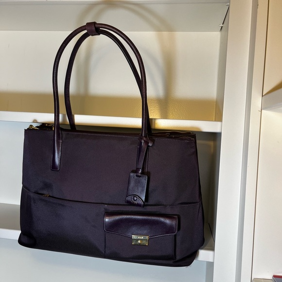 Tumi - women’s computer, travel bag, mini organizing pockets excellent condition - Picture 3 of 7